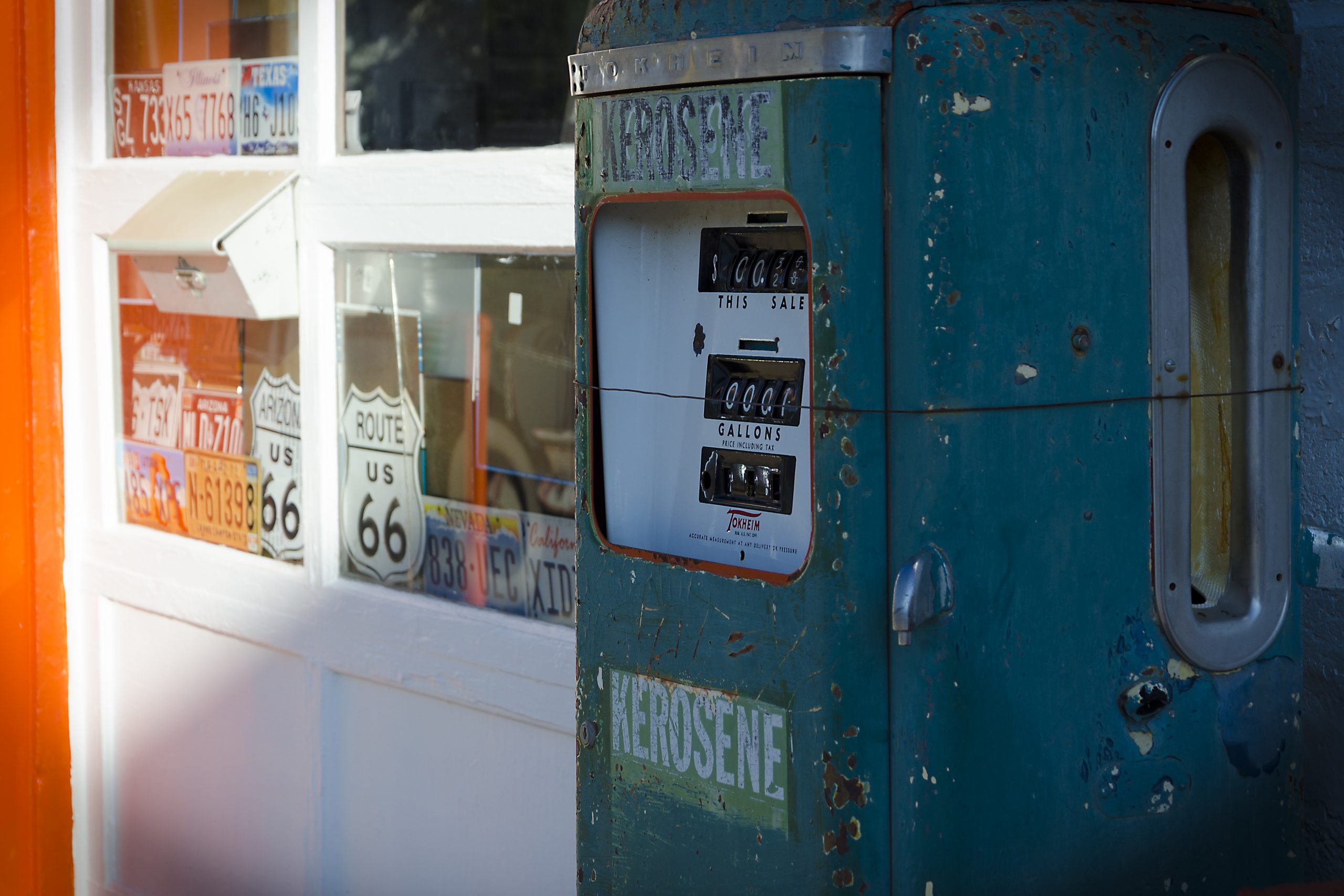 El Gran Cañón del Colorado y la Ruta 66 desde Williams (Arizona) El Gran Cañón del Colorado y la Ruta 66 desde Williams (Arizona)